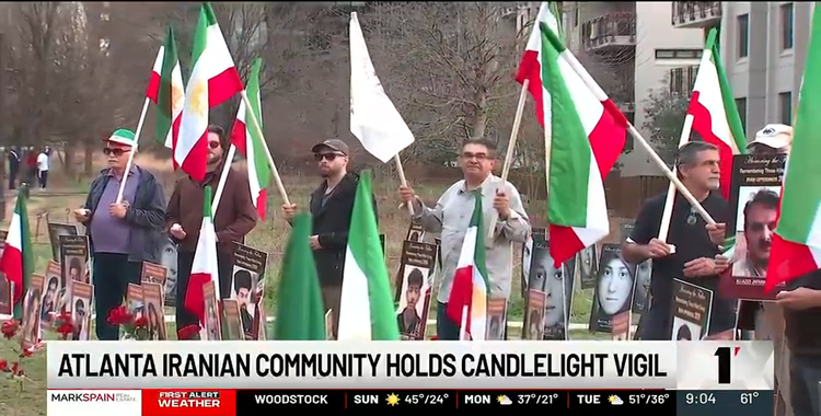 اضائة شموع التضامن في أتلانتا علی ید ایرانیون احرار دعماُ للمقاومة و رفض صریح للتدخل العسکري