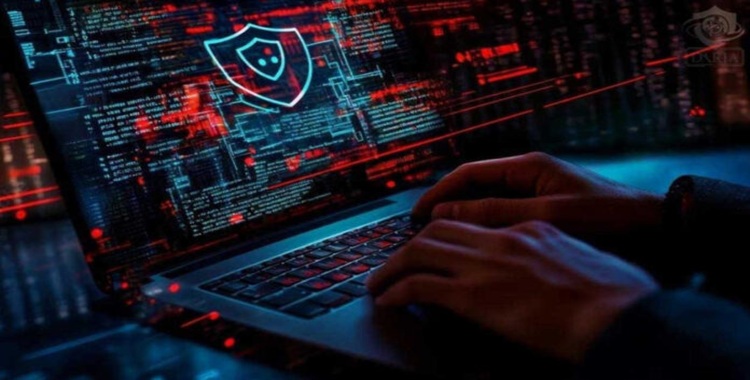 شعبية مصطنعة ووهم رقمي: كيف تُنتج المنظومة الإعلامية والدعم الخارجي قاعدة جماهيرية غير حقيقية لابن الشاه؟