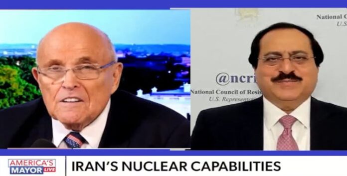 جعفرزاده لـ«نيوزماكس»: شبكات المقاومة عرقلت المسار النووي للنظام الإيراني والحل بيد الشعب