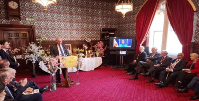 برلمانيون ونشطاء بريطانيون يطالبون بالاعتراف بالحكومة المؤقتة للمجلس الوطني للمقاومة الإيرانية