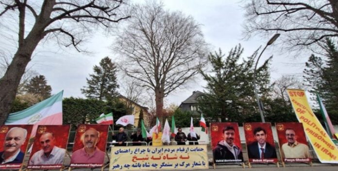 تنديداً بالإعدامات ودعماً لتأسيس جمهورية ديمقراطية: قارتان تشهدان حراك عالمي من جانب أنصار المقاومة الإيرانية ينتفضون