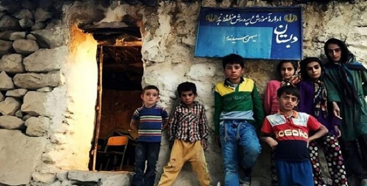 هکذا حوّل النظام الإيراني الخبز إلى أداة لتركيع الشعب