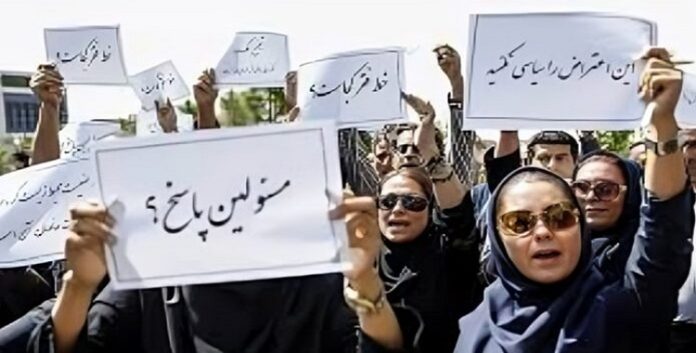 هذا ما يحدث للنظام الايراني حاليا