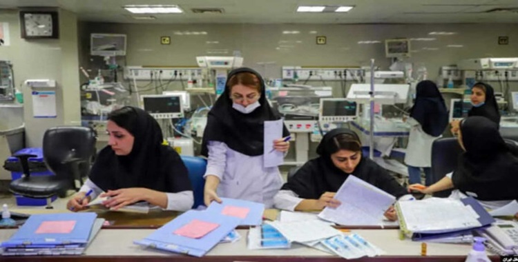 هجرة الممرضين والأخصائيين حیث اضحت مستشفيات طهران بلا أطباء و تکشف عن عقم النظام الملالي