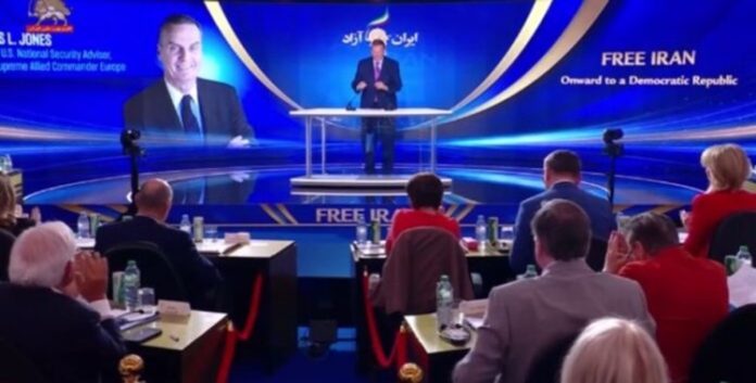 الجنرال جيمس جونز: القوة الوحيدة التي يخشاها النظام الإيراني هي منظمة مجاهدي خلق