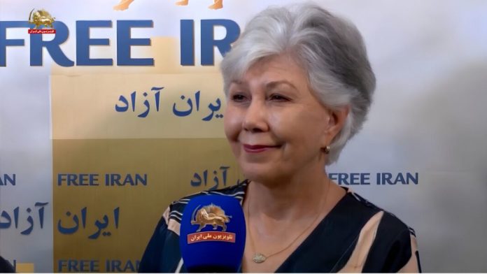 ليندا شافيز: تغيير النظام الإيراني حتمي.. وإرادة الشعب وحدها تصنع مستقبل البلاد