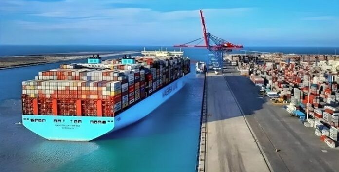 حسب رئيس غرفة التجارة الإيرانية الصينية: الحصار البحري يكبد النظام الإيراني 18 مليار دولار سنوياً