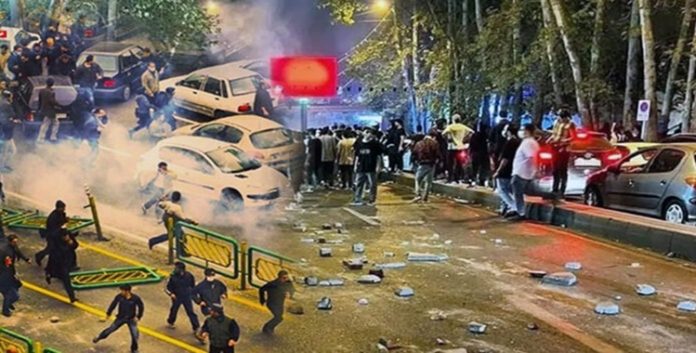حسين راغفر: الاستياء الشعبي في إيران بلغ مستوى غير مسبوق منذ نصف قرن