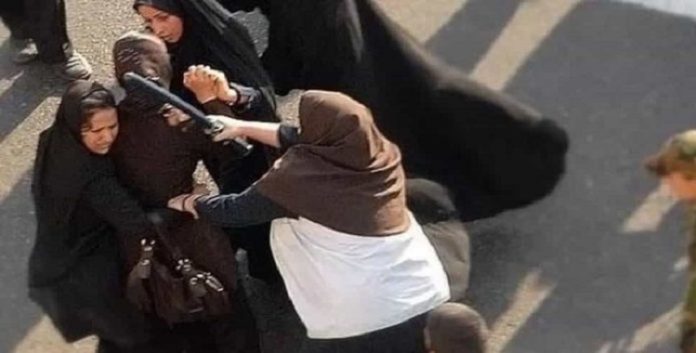 المرأة أولا… ثم المجتمع: الوجه الحقيقي لسياسة القمع الإيراني