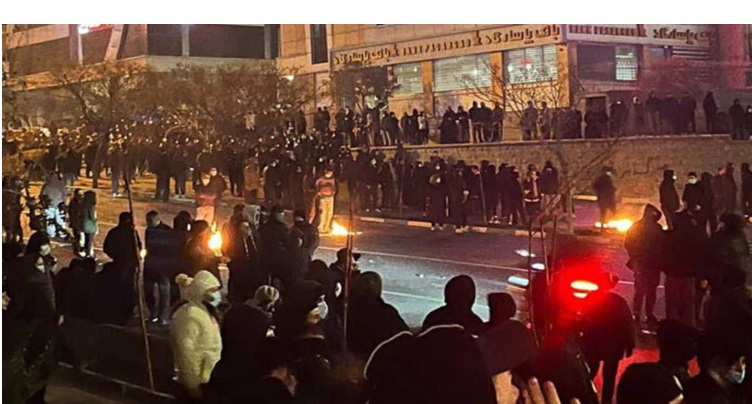 تصاعد معدل حجم الذعر الوجودي و تصدع الداخل في النظام الإيراني