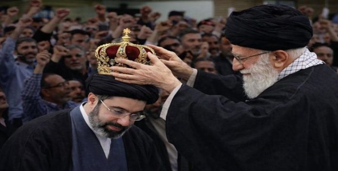 ایران...وسط فراغ القيادة وصراع الأجنحة.. ترويج إعلامي لـ مجتبى خامنئي وتأكيد مشترك على تسريع الإعدامات وإشعال الحروب