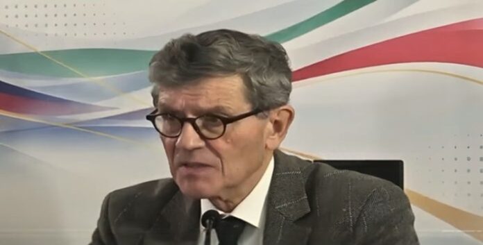 هانس أولريش سايدت: الاعتراف بالمجلس الوطني للمقاومة ومجاهدي خلق ضرورة لصياغة سياسة أوروبية واقعية تجاه إيران يجب إدراج «المجلس الوطني للمقاومة الإيرانية» و«منظمة مجاهدي خلق» كعامل استراتيجي