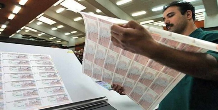 وسط قفزة قياسية في السيولة والتضخم النظام الإيراني يطبع 50 تريليون ريال يوميا